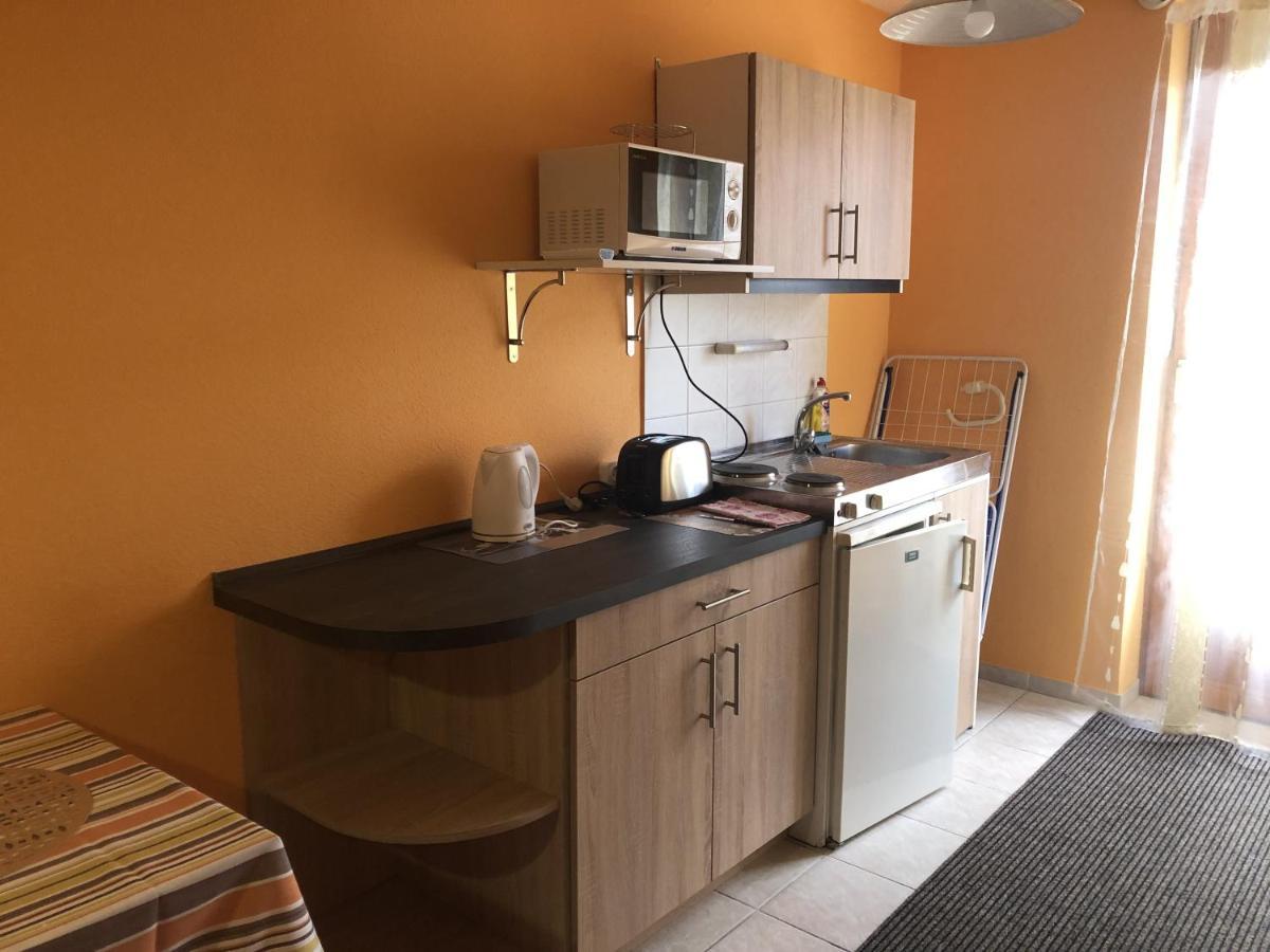Respect Apartment *